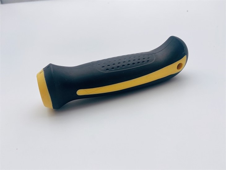 large part injection molding (1)